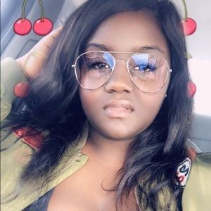 Meet your Posher, Tanysha